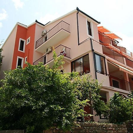 Apartmani Dalex 부드바 외부 사진