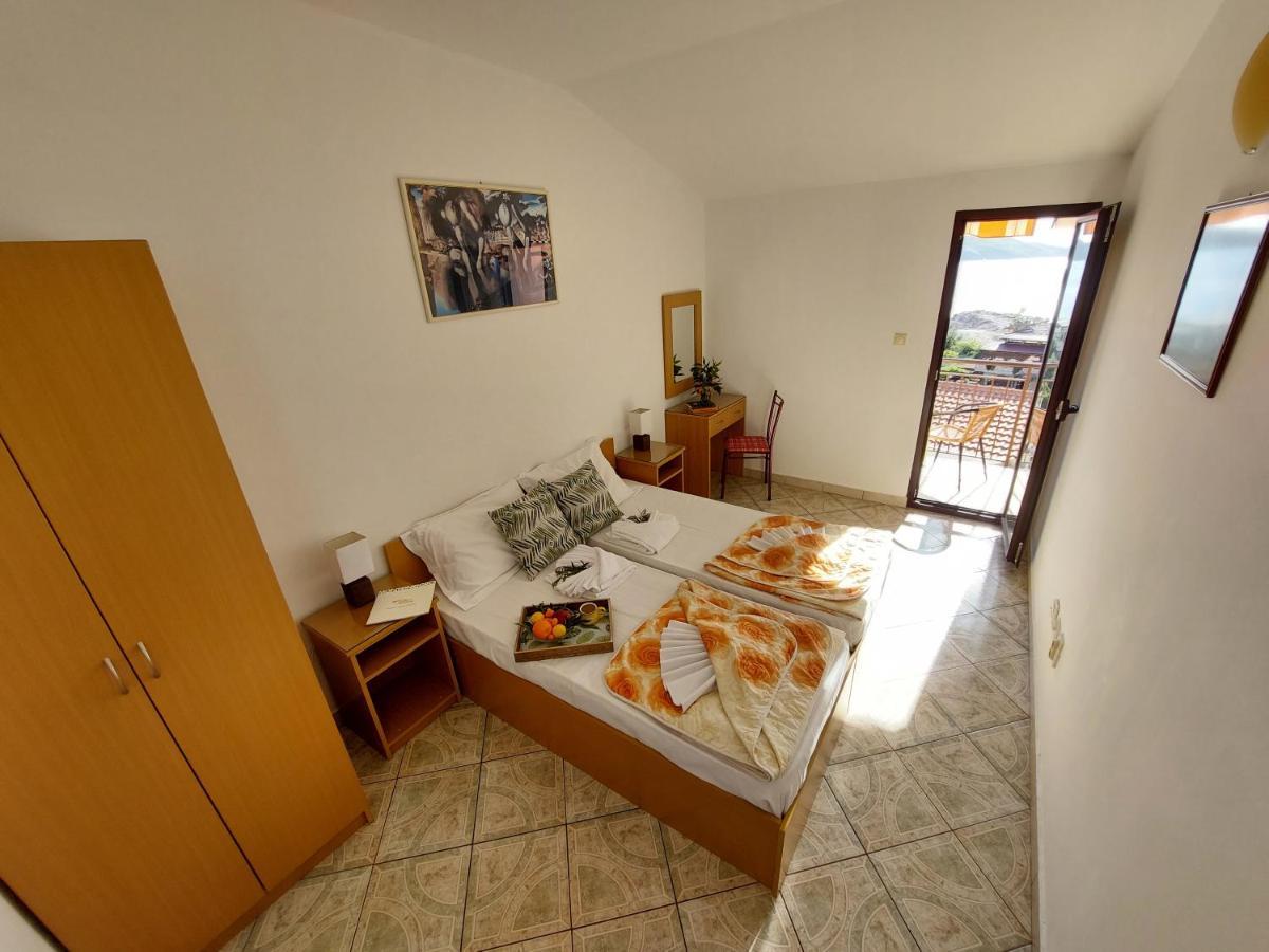 Apartmani Dalex 부드바 외부 사진