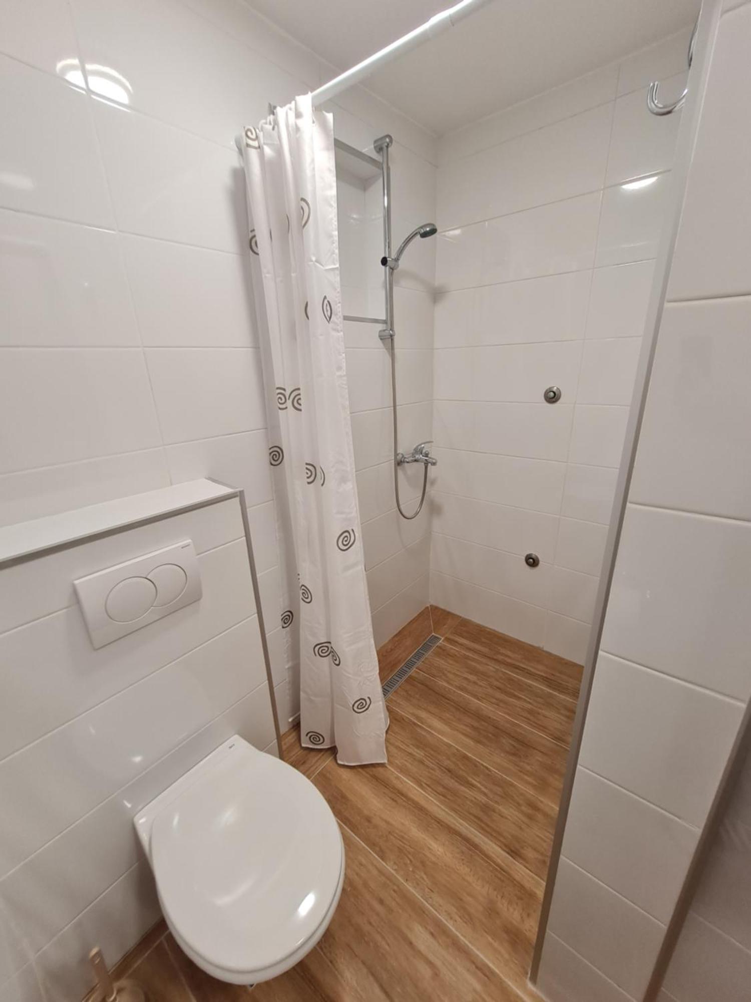 Apartmani Dalex 부드바 외부 사진